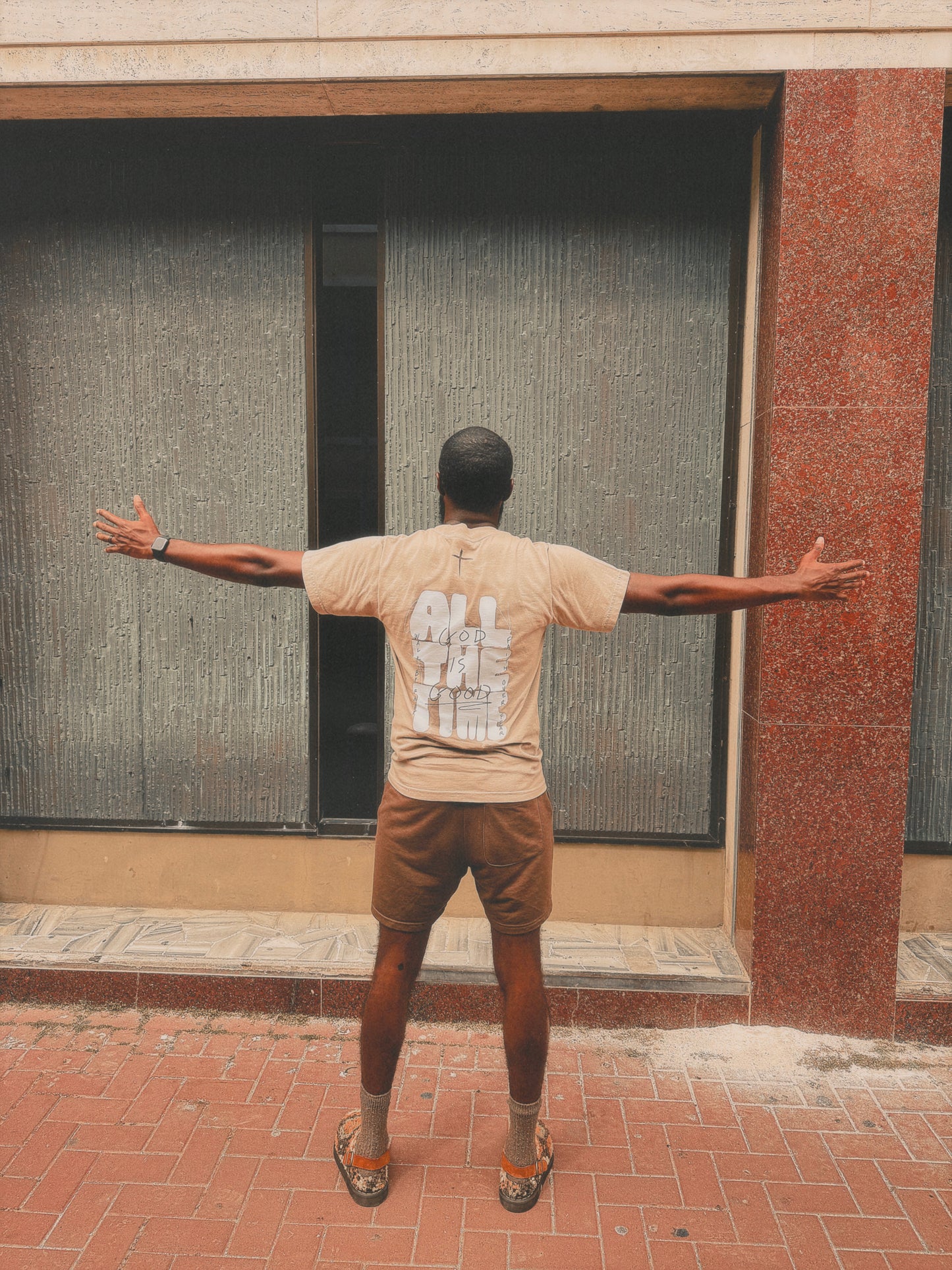 MANNA (Tan & Dark Brown) “CHOSEN COLLECTION” HEAVYWEIGHT SHORT SLEEVE